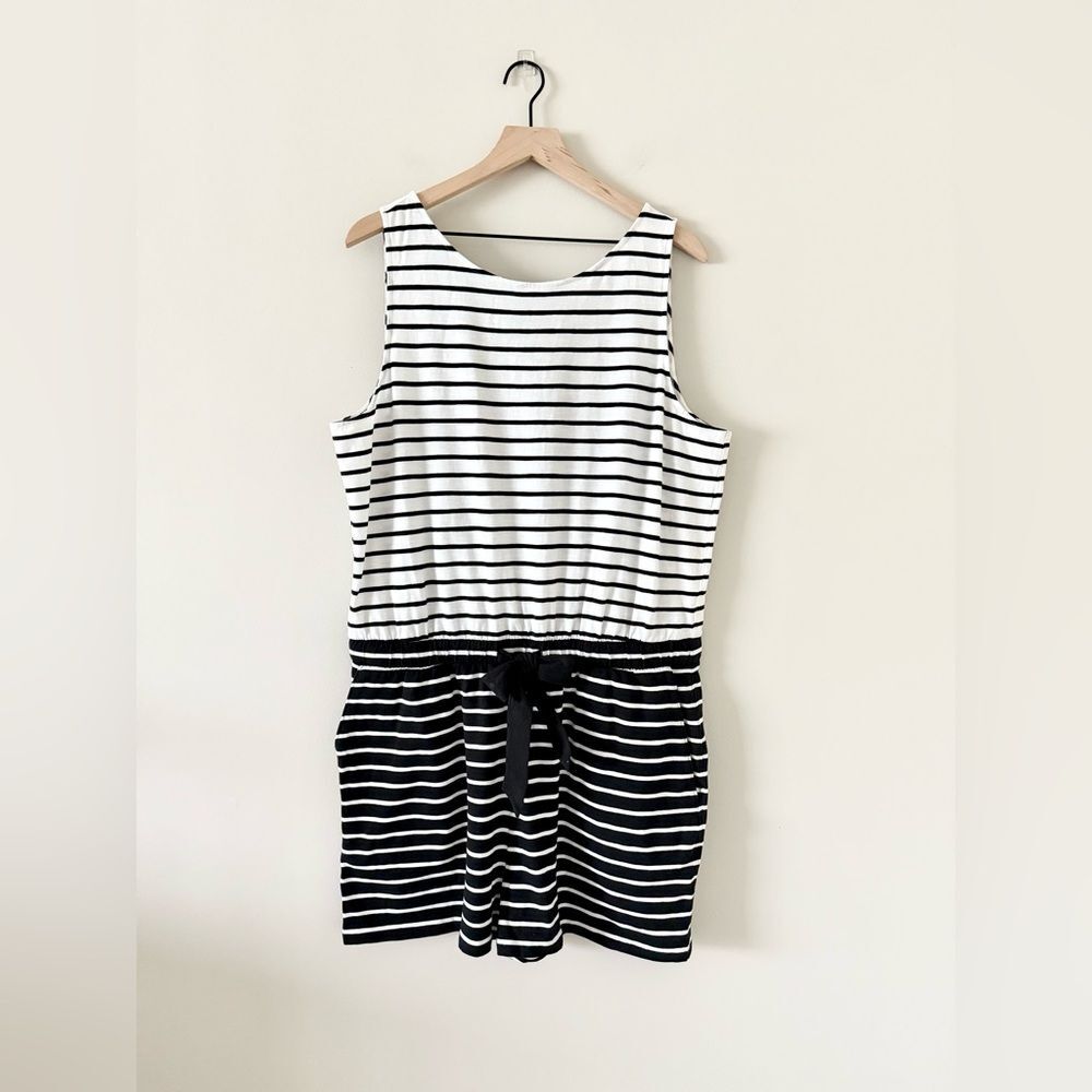Vineyard Vines Black & White Striped Sleeveless Romper - Picture 3 of 7